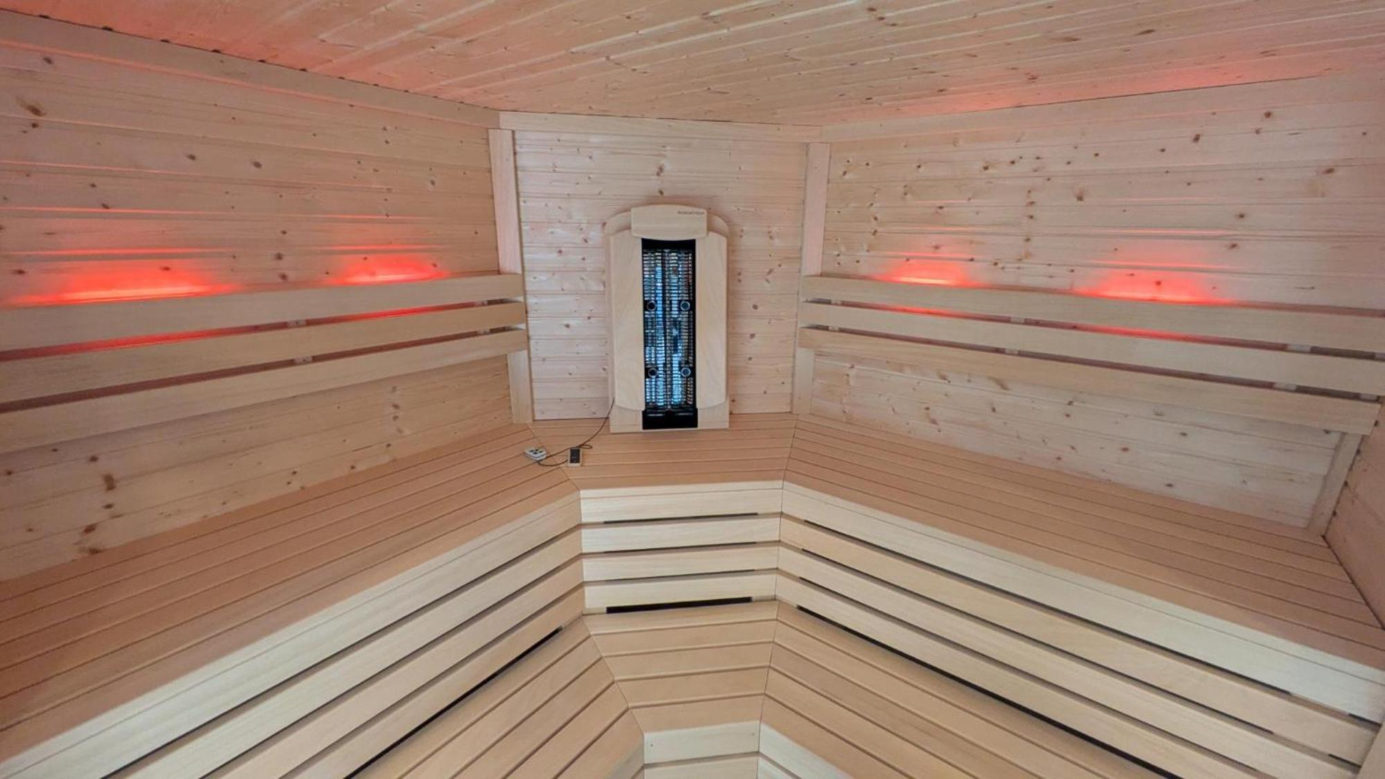 Landhotel Sonneneck - Breuna Im Naturpark Ngoại thất bức ảnh