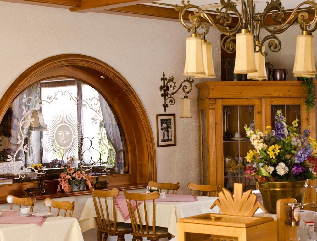 Landhotel Sonneneck - Breuna Im Naturpark Ngoại thất bức ảnh